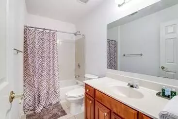 Mökkimajoitus Stonecrest Home W/ Smart Tvs Near Atlanta!