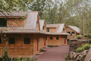 Отель Deer Mountain Inn