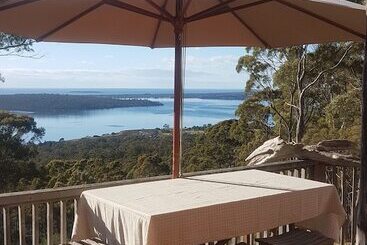 호텔 Bed In The Treetops Bed & Breakfast