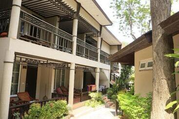 هتل Samed Villa Resort