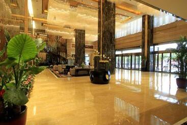 בית מלון כפרי Zhangjiagang Zhonglian Gdh International