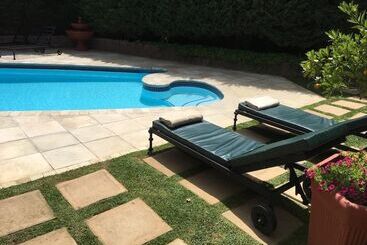 Casablanca Bed & Breakfast