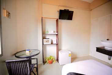 Hotel Green House 1998