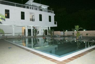 Hotel Pangkor Bay View Beach Resort