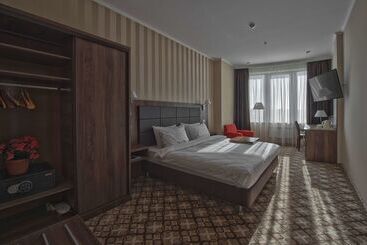 Ramada By Wyndham Rostov On Don Hotel And Spa