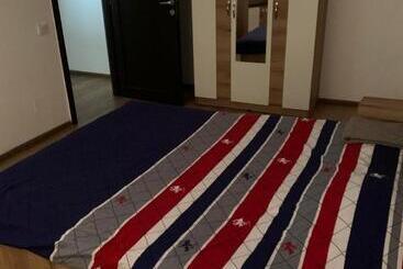 Apartamente Deluxe / Imobiliare Garcea Titu