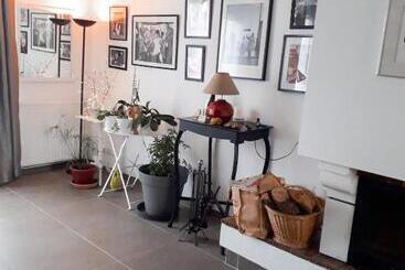 مبيت وإفطار Les Portes Du Soleil