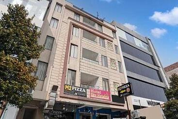 Fabhotel Collection Hotel Sky Heights