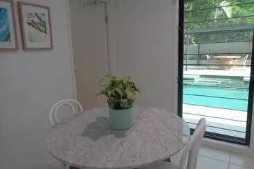 Majatalo Noosa Buoys