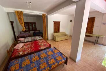 Majatalo River View Family Rest