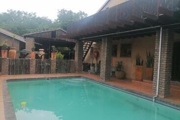 Bed & Breakfast Two Summers Guesthouse