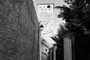 مبيت وإفطار La Quintessenza Del Borgo