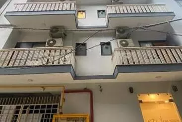 The Umen Hotel Sector 49