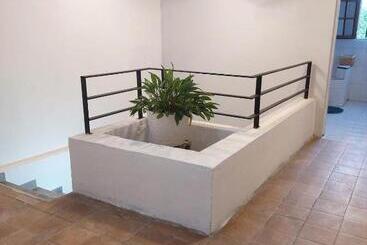 هتل آپارتمان Linas Apart & Suite