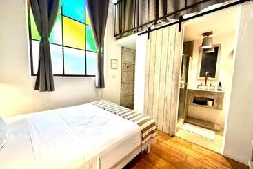 هاستل Baja House