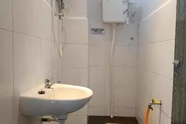 Pensione Number 6 Smart Guest House