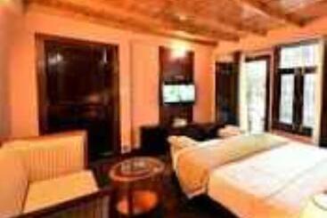 Hotel H. K. Legacy Nainital