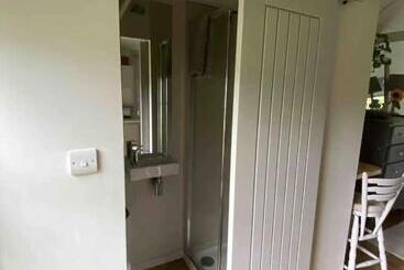 Majatalo Mulberry Studio