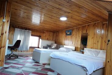 Bed and Breakfast Linnga Hotel & Suite