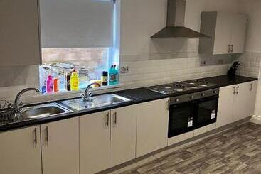 בית מלון כפרי Oyo Serendipity By Habitat101