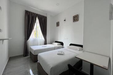 ホテル Srg Indira