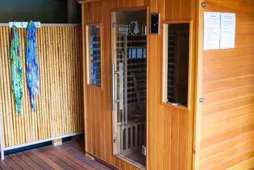 Majatalo The Edge Guest Rooms