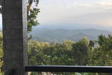 민박 Munnar Estate Residency