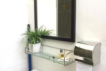 Пансион Ana Guest House Jalan Airport Kuantan