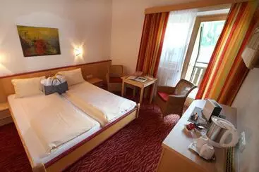 Hotelli Eder Michaela