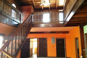 بنسيون Amelia Guest House