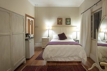 פנסיון Zareba B&b Guest House