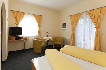 민박 Garni Gletschertor