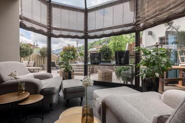 هتل Der Unterschwarzachhof