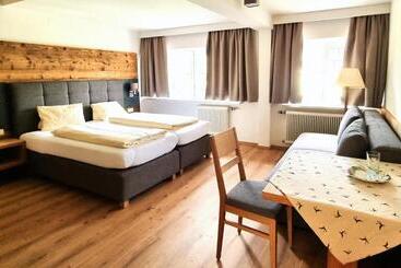 Отель Rauscher   Das Naturteichparadies