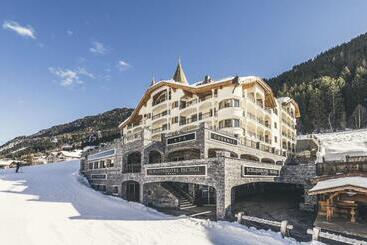 Schlosshotel Ischgl 5 Sterne Superior