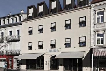 Badhaus   Hotel/restaurant/café