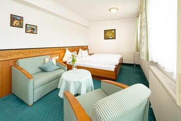 בית מלון כפרי Edelweiss