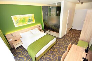 ホテル Gasthof Keller