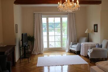 호텔 Seeschlößl Velden