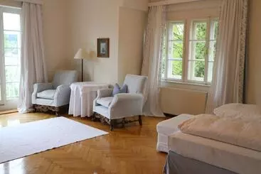 هتل Seeschlößl Velden