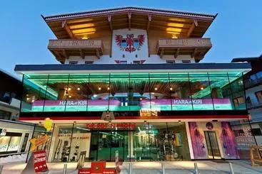 Hôtel Harakiri Lodgings Und Apresski