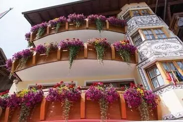 Hotel Am Dorfplatz Suites  Adults Only