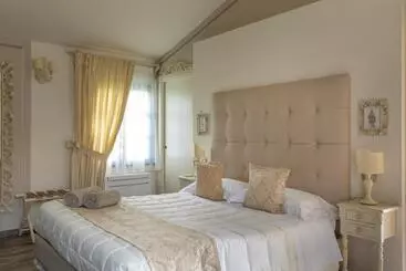 Hotelli Relais Sassa Al Sole