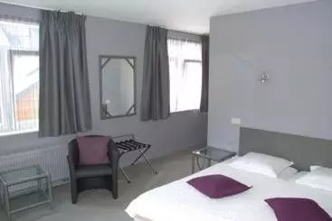 Hotel Well In