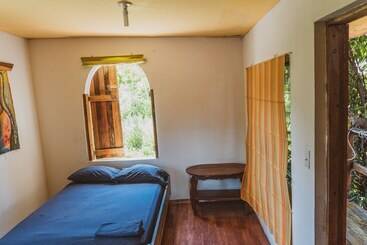 هاستل Bella's Backpackers Cayo