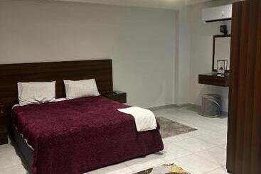 هتل Khufu House 1