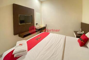 צימר Alpha Makassar Redpartner