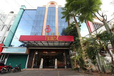 Hotel Setrasari Bandung