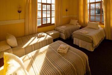 Hostel Yendegaia House