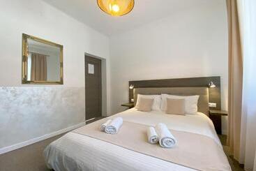 پانسیون Vila Roza